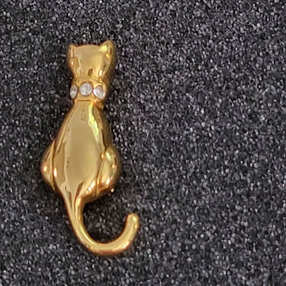 Gold Cat Brooch With Rhinestone Collar - Picture 2 of 5